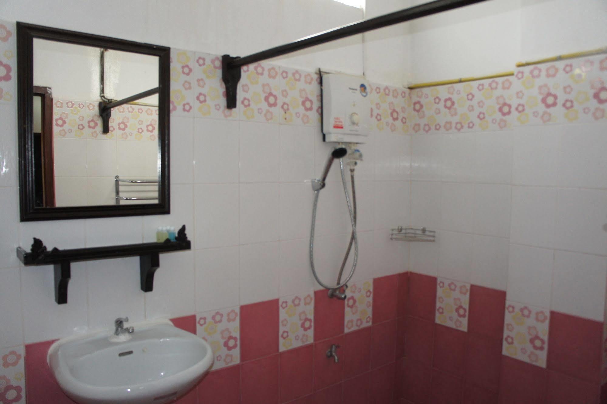 Suksavanh River 2 Hotel Ban Nongdouang Екстер'єр фото