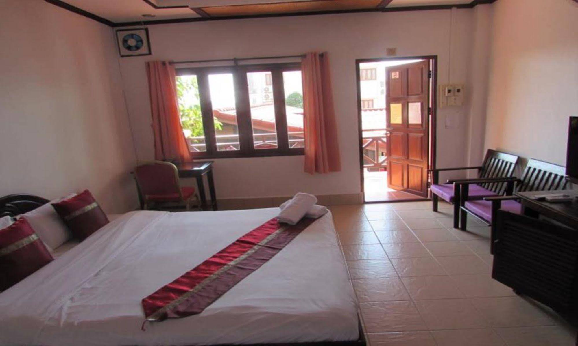 Suksavanh River 2 Hotel Ban Nongdouang Екстер'єр фото